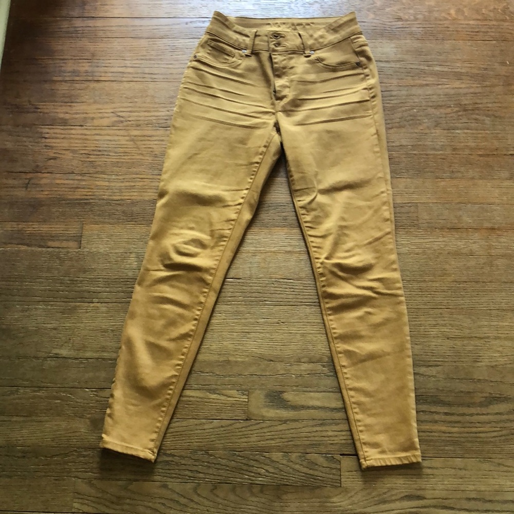 Women's Maurices mustard skinny pants